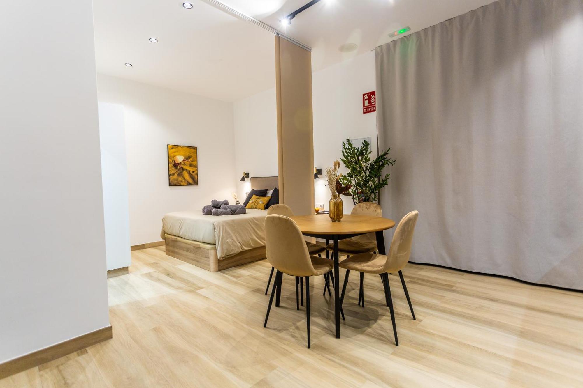 Suite Deluxe Valencia - Aiora Apartments מראה חיצוני תמונה