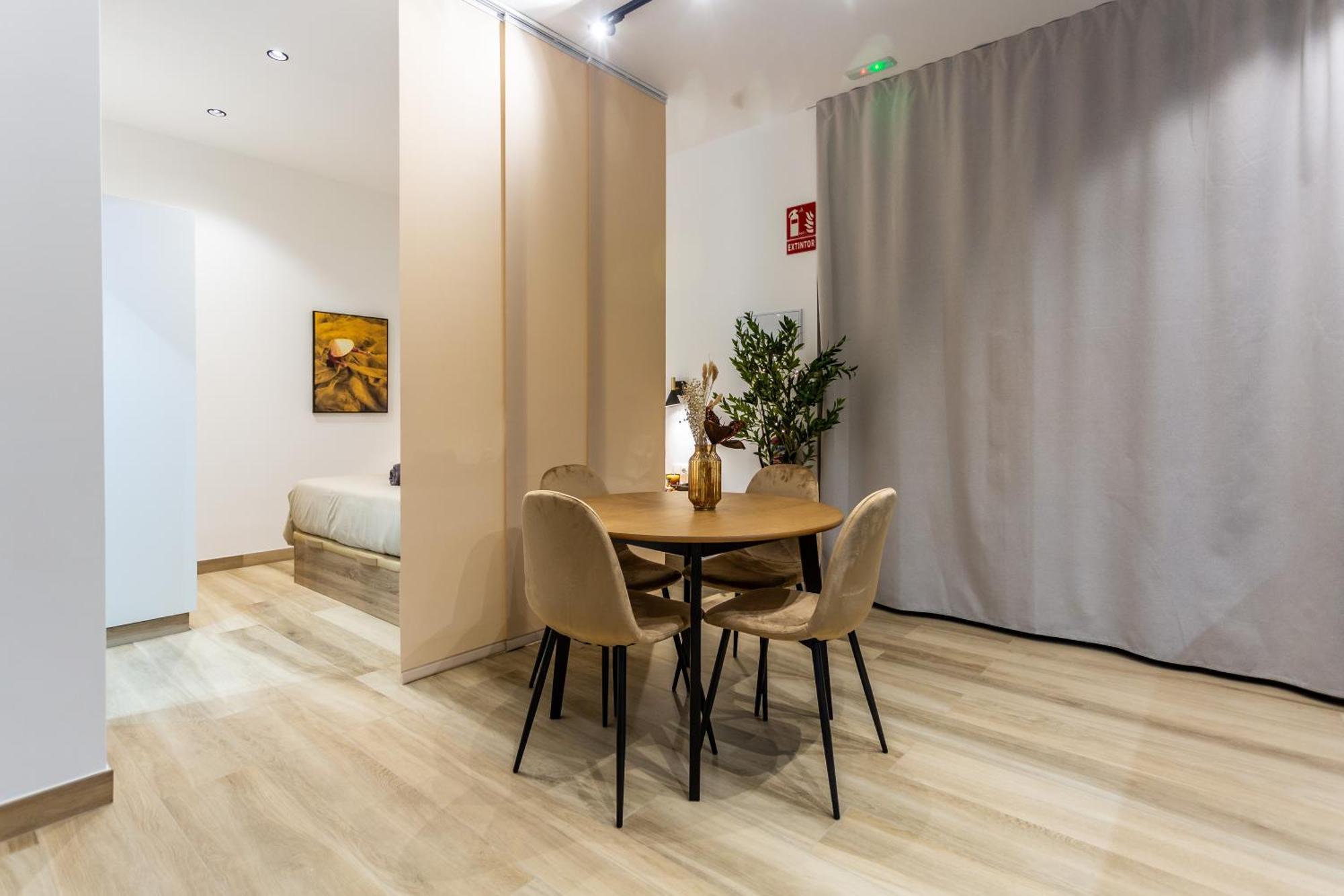 Suite Deluxe Valencia - Aiora Apartments מראה חיצוני תמונה